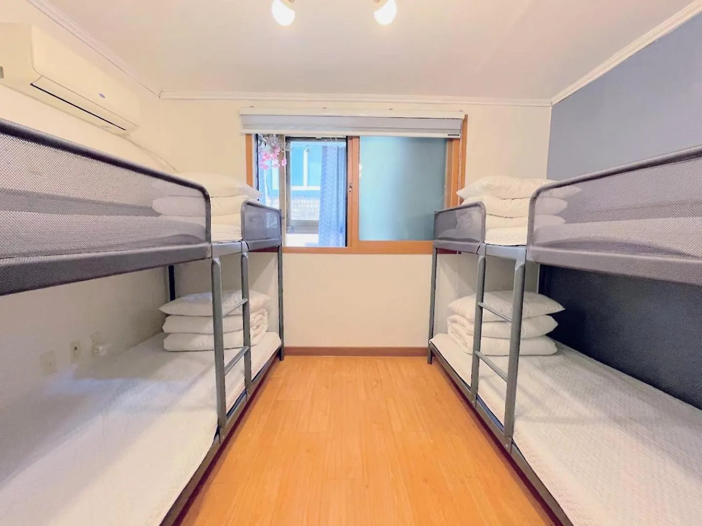 Апартаменты Sunny Tarrace House - Hongdae Station 2Min Walk Сеул