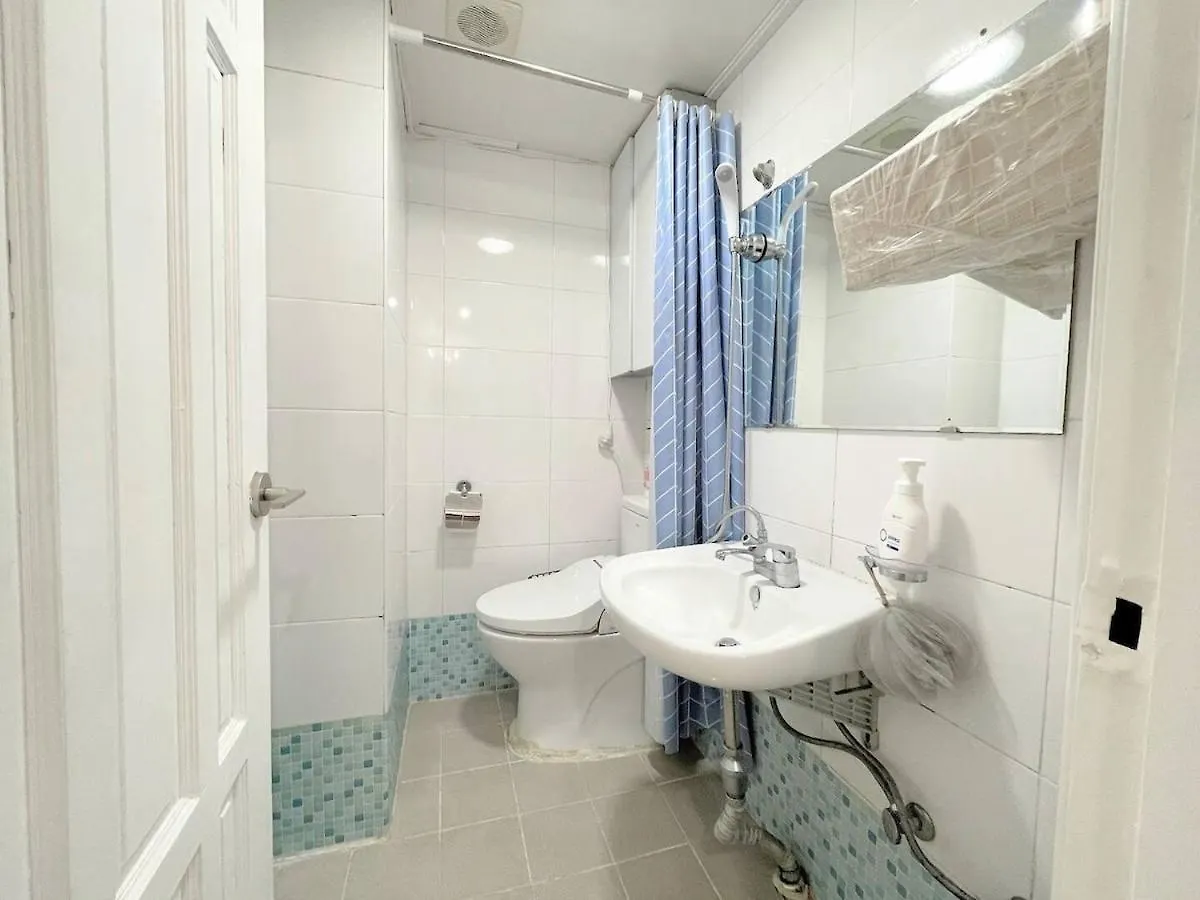 Апартаменты Sunny Tarrace House - Hongdae Station 2Min Walk Сеул 0*,  Южная Корея