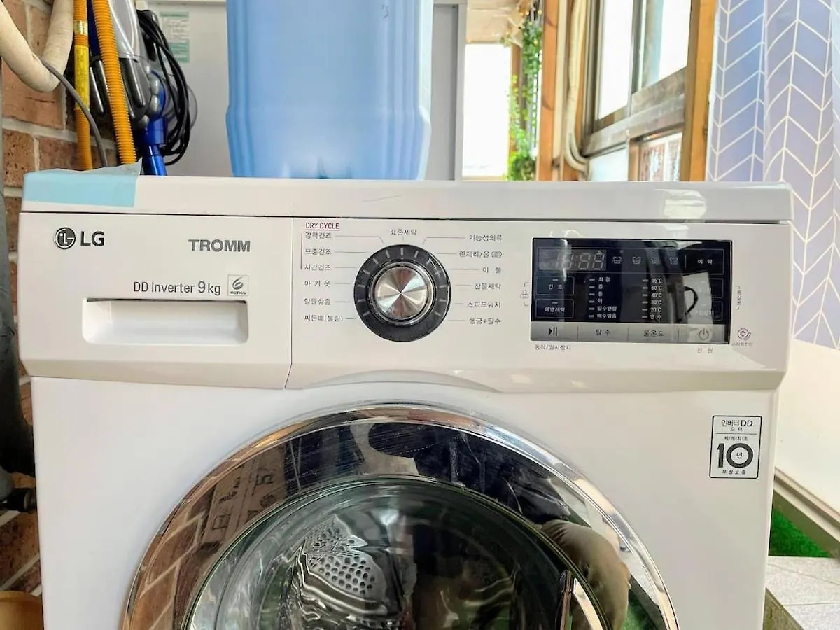 Апартаменты Sunny Tarrace House - Hongdae Station 2Min Walk Сеул