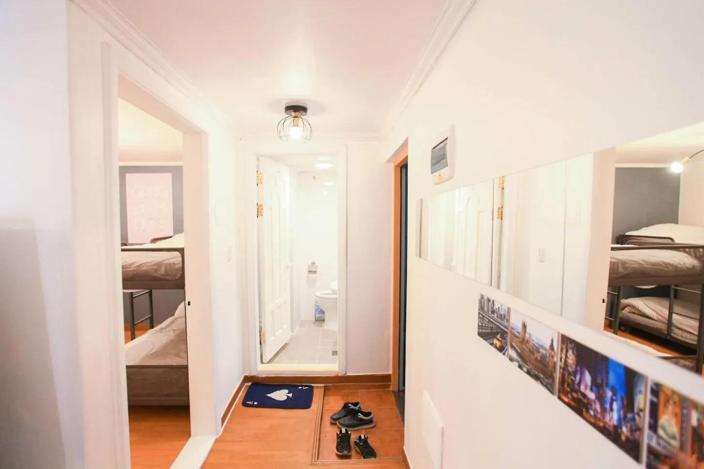 Апартаменты Sunny Tarrace House - Hongdae Station 2Min Walk Сеул
